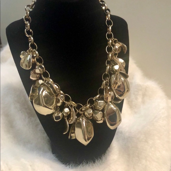 Banana Republic Jewelry - 💍Banana Republic Statement Necklace